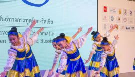 В честь 120-летия установления Российско-Тайских отношений в фешенебельном Siam Paragon в Бангкоке состоялся фестиваль «Разделяя наше прошлое, продвигаем наше будущее»