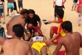 Сегодня на Сурине спасатели  вытащили из моря  двух девушек