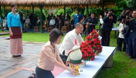 18 июля в состоялись памятные торжества и мемориальные церемонии в дань уважения и памяти Её Высочеству Шринагаринде, маме покойного Короля Пумипона Адульядета