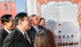 Юбилейная выставка в честь установления 120-летия дипломатических отношений между Россией и Таиландом. Бангкок, здание Национальной законодательной ассамблеи