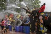 Фестиваль Сонгкран в полном разгаре