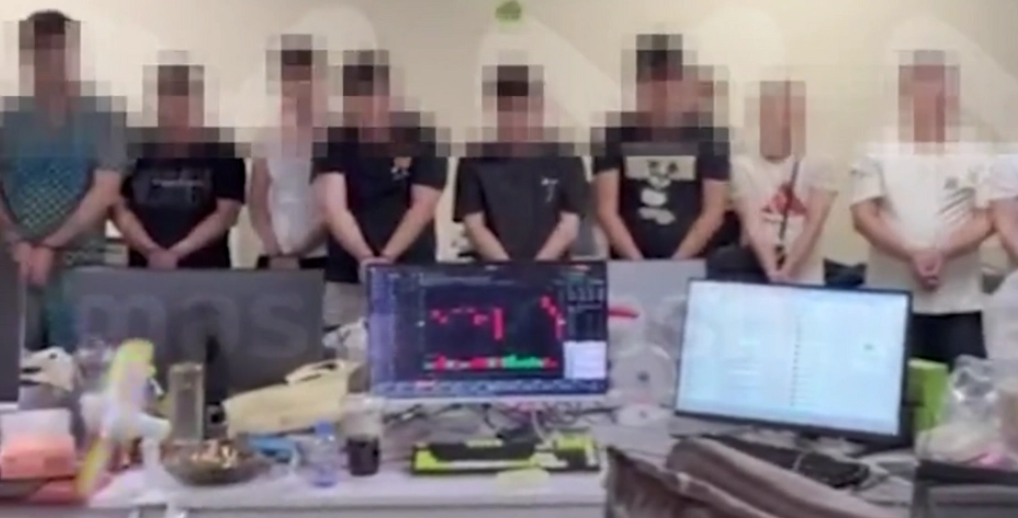 Двое россиян организовали скам-центр «Убей свинью» на 29 этажей в Камбодже